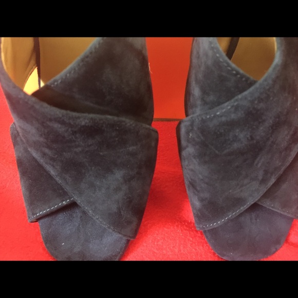 Royal blue slides. - Picture 5 of 6